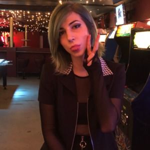 Meet your Posher, Devan